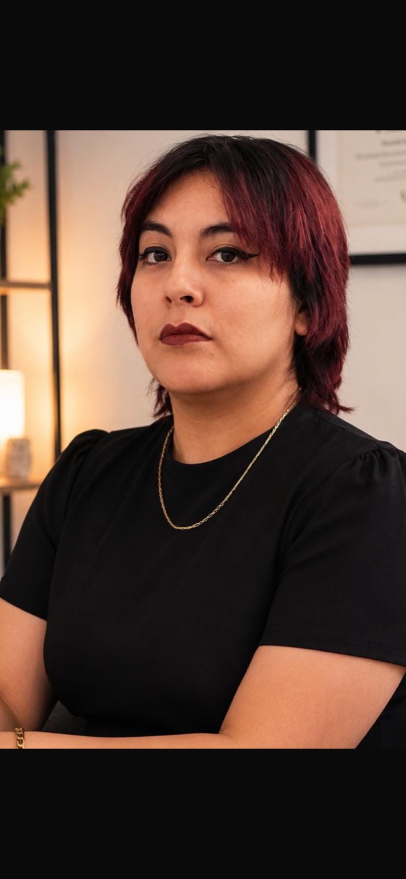 Iniciales de Adriana Trejo